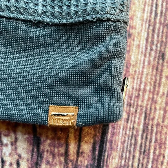 Women’s L.L. Bean teal pull over waffle weave long sleeve shirt top. Size medium - Picture 7 of 15